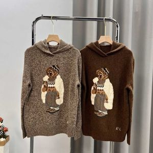 Kvinnors tröjor lilla björn broderad kashmir ull hoodie stickad långärmad brittisk pullover tröja höst/vinter avslappnad lös passform