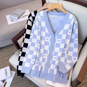 Kadın Sweaters 170kg Artı Boyut Kadın Büst 160 Bahar Sonbahar Gevşek V-Neck HARDIGAN KAĞIM KAKINAK KABLO SİYAH MAVİ 5XL 6XL 7XL 8XL 9XL 10XL 231130