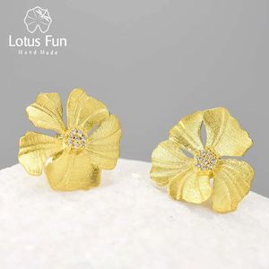 Stud Lotus Fun Real 925 STERLING Gümüş Doğal Zirkon Zarif Büyük Şakayık Çiçek Saplama Küpe Kadınlar için 18K Altın Açıklama Takı 231130