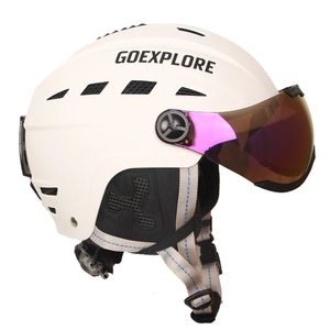Skidhjälmar GoExplore Snowboard Hjälm med visir vuxen integrerad ultralätt utomhus snö skateboard säkerhet män kvinnor 231130