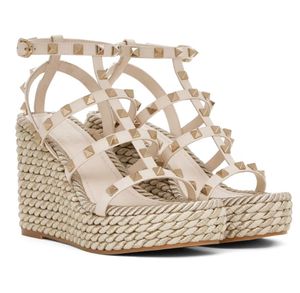 Eleganta varumärke kvinnor kilar sandaler skor kvinnor spikar studs raprappy high klackar lady pumpar espadrilles party bröllopsklänning gladiator sandalias eu35-43