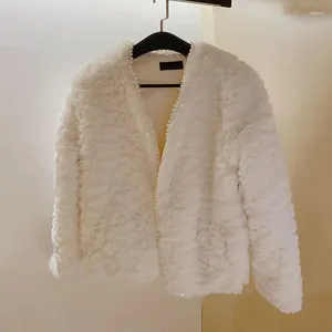 Pelliccia da donna Autunno Inverno Cappotto in peluche Giacca da donna sottile moda perla 2024 Addensare caldo