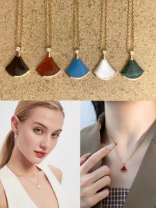 Chokers 925 Gümüş Kaplama Fan Şeklinde Fritillaria Küçük Etek Kolye Avrupa ve Amerikalı Ünlüler Moda Markası Takı Hediyesi 231130