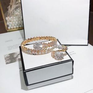 Modemärke smycken set lady mässing stege fyrkantig diamant snakelike 18k guld bröllop engagemang öppna armband ringar se322e