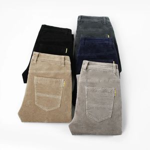 Pantaloni da donna 2023 Inverno Marca Spessore caldo Velluto a coste di alta qualità Business Casual Fit pantaloni a vita alta dritti da uomo 231201