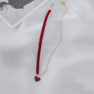 Choker Cherry Necklaceペアとクリスタルスタイルのマルチレイヤードメタルゴシックレッドペンダントパールビーズ