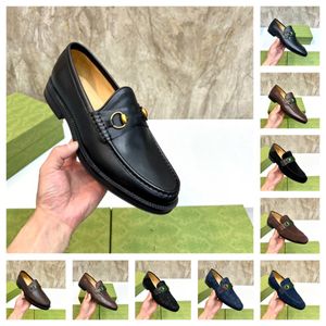 Modell vår sommar nya mäns loafers skor bekväma platta casual skor män andas slip-on mjuk läder körskor moccasins