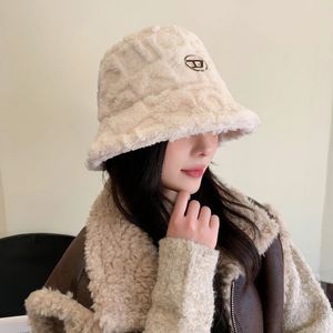 Wide Brim Hats Bucket Lamb plush casual fisherman hat for women thickened warmth cold and windproof basin letter large head cap 231130