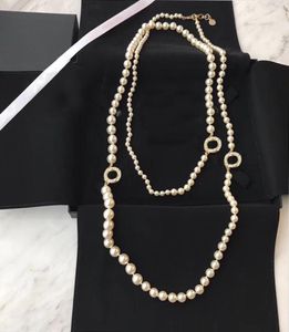 Populärt modemärke Pearl Sweater Chain Designer Halsband för Women Party Wedding Luxury Jewelry For Bride With Box1745558
