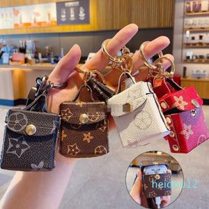 Sevimli Presbyopia Deri Karikatür Anahtar Keychain Para Para Çanta Kulaklığı Mini Okul Çantası Tassel Tassel Teltik Ring Deri Araba Anahtar Taglar Cazibe Altın Zincirler