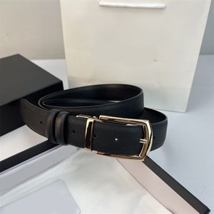 Lyxbälte för kvinnor Designer Simple Cinture Black Mens Belts Plated Gold Buckle äkta läderbälte Fast färgbredd 3.4 cm Cinturon Office Formell FA012