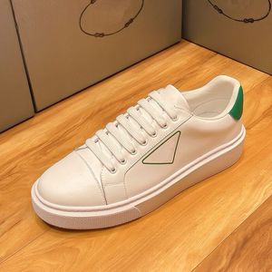 Märke casual män vit nappa läder sneaker plattform lägenheter distrikt läder låg top sneaker centrum borstade spetsar upp tränare låg topp promenad med ruta 38-44