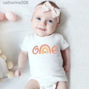 Kläder sätter ett år födelsedag spädbarn bodysuits söta en regnbåge tryck baby romper bomull jumpsuit outfits onesie pojkar flickor presentkläder231202