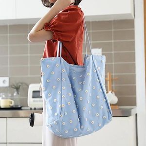 Torby na zakupy żeńskie torebki Koreańska wersja 2023 Mały świeży trend haftowany stokrotka haftowana płócienna torba moda