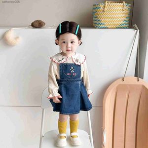 Kleidung Sets 2023 Koreanische Herbst Baby Mädchen 2PCS Kleidung Set Baumwolle Waffel Langarm Tops Denim Hosenträger Röcke Anzug kleinkind Mädchen OutfitsL231202