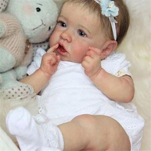 Bonecas reborn realistas, sorriso doce realista de 20 polegadas, recém-nascidas, bonecas de menina da vida real, bonecas de vinil macio com roupas e presentes de brinquedo para crianças de 3 anos ou mais