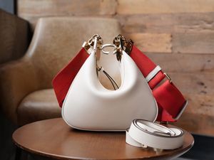 10A Grade Clássico G Bolsa Impressa Nova Bolsa de Compras de Luxo Moda Europeia e Americana Moda Simples Bolsa Feminina Designer com Zíper Fecho Bolsa de Couro Puro GU699409 #