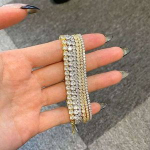 Iced Out Bling Diamond Moissanite CZ Catena da tennis Bracciale alla caviglia Gioielli per piedi da donna