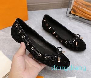 Real quality Leather Patchwork Women bow tie Flat Loafers Shoes New Ballet Flats Dress Shoes For Women Autumn Designer Brand