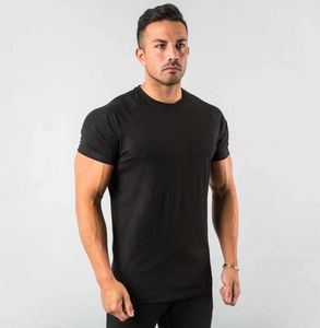 Men's T-Shirts New Stylish Plain Tops Fitness Mens T Short Sleeve Muscle Joggers Bodybuilding Tshirt Male fallow Gym Clothes Slim Fit Tee G852