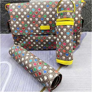 Borsa per pannolini in pile Borsa per mamma impermeabile Borsa per bambino Cerniera per bambini Plaid marrone Stampa di moda Zaino per vendite Messenger Set da tre pezzi S5