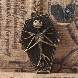 Devil Hanging Chain Relief Ghost Head Pocket Watch European och American Anime Halloween Christmas Horror Night Skeleton Jack