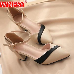 Vestido sapatos wnfsy feminino salto alto mistura de moda color med meds medidas pontiaguda tornozelo tacheca de couro pu PU