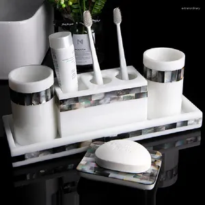 Badtillbehör Set Four-Piece Shell Harts Lotion Bottle Tooth Mug Toalett Tandborste Tools Soap Dish Tissue Box Hushållstillbehör