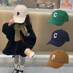 帽子帽子韓国の赤ちゃん野球帽子ソリッドカラーレターキッズヒップホップボーイガール夏の子供サンバイザー帽子Gorras 231202