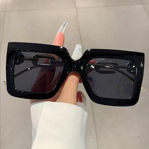 Sunglasses KAMMPT Retro Square Women Fashion Vintage Oversized Candy Color Eyewear Trendy Luxury Design Chain Legs UV400 Shades