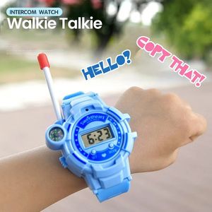 Relógios infantis Crianças Walkie Talkie Watch Toy 2 Pcs Brinquedos Eletrônicos Crianças Spy Gadgets Baby Radio Phone Range Presente de Aniversário para Meninos Meninas 231201