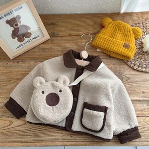 Jackor gratis björn väska barn pojke lamm ullrock 0-5 år barn flicka långärmad fleece tjockare varm cardigan ytterkläder vinterkläder