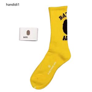 Same style socks for men and women, skateboard, fashionable letter printed socks, ape head pattern, hip-hop sports socks, all size 21 colors, j8