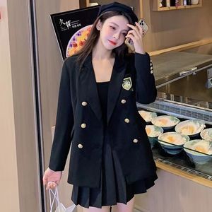 Designer Xiaoxiangfeng suit jacket for women's retro mid length winter thick and loose velvet temperament black small suit top