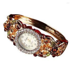 Zegarek nr 2 marka Bransoleta Kobiet Bransoletka Watch Fashion Pastoral Flowers Temperament Diamond Dame Sukietki