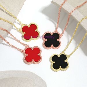 Van Clover Necklace S925 Four-Leaf Clover Halsband Kvinnors Colourfast Washable High End Luxury Lightweight Compact Unique Collar Chain Jewellery
