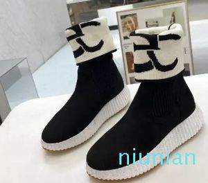women High top thick bottomWinter Warm sexy luxury fashion brand classic design letter Frosted leather Suede Girl Model Spliced Elastic sock shoes