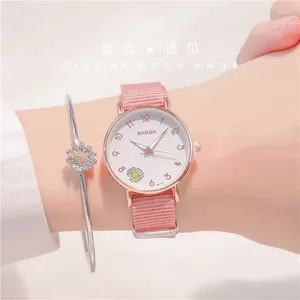 Armbanduhren Einfache Runde Quarz Cartoon Zifferblatt Lässige Armbanduhren Stoffarmband Modische Uhr Wasserdichte Armbanduhr Für Frauen