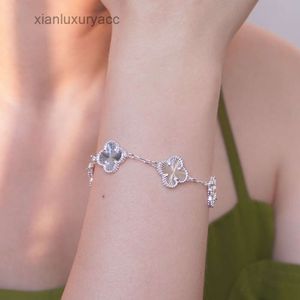 Luxury Designer Van Clover Bracelet Fashion Classic Lucky Lightweight Texture Highgrade for Girlfriend Valentines Day Gift