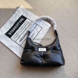 Margiela luksusowe projektanci torba Margiela Magilla Mężczyźni i damska MM6 Sheepskin Cross-Corme Bogs Tagie klatka piersiowa torba chmurowa oiql