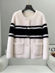 Women's Fur Colored Lamb Hair Coat For Winter 2023 Sheep Fleece And Integrated Short Young