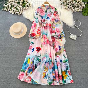 Casual klänningar högkvalitativ vårkvinnor Fashion Runway Holiday Maxi Dress with Belt Long Sleeve Flower Printed Button Party Vestidos 2024