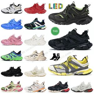 Projektantki mężczyźni Kobiety Ścieżka LED Casual Shoe Track 3 3.0 LED Sneaker LED LED LED GOMMA Skórzany trener nylonowy Platforma Platforma Treakers Light Trainers Runner 7.0 2.0 4.0 Buty