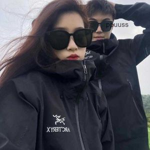 Designer Arcterys Jackets Authentic Mens Arc Coats Fengyi 23 Autumn New Windproof Waterproof Couple Outdoor Mountaineering Sports Small Ancestor Style High Hard S