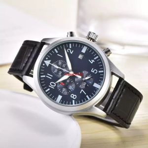 2022 Top Sale Mens Watches Japan Quartz Movement Subdial Work 크로노 그래프 시계 가죽 시계 밴드 라이프 스타일 방수 조종사 손목 시계 Montre de Luxe Stopwatch