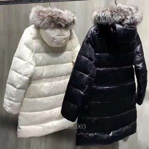 Womens päls krage ner jackor huva pufferjacka högkvalitativ down kappa ytterkläder designer mid-längd smal överrock vinterkläder NFC 836 267
