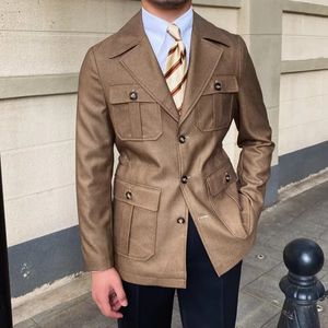 Uomini Blends Safari Giacca da uomo Giacca a vento corta allentata Cappotto casual 2023 Stile britannico Slim Colletto del vestito Moda vintage Cappotti da festa Maschile 231202