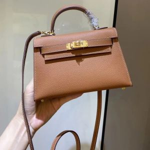 Üst bayan tasarımcı çanta kahverengi 28cm tote çanta lüks omuz crossbody çanta haberci inek derisi deri omuz çantası moda çanta çantası tam tahıllı lychee el çantası