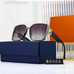 Designer-Luis-Vitons-Sonnenbrillen, Loius-Vuiton-Sonnenbrillen, Luxus-Sonnenbrillen, 2024, neue Sonnenbrillen, personalisierte Internet-Promi-Quadratbrillen, fortschrittlicher UV-Schutz