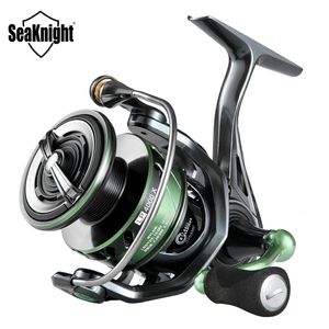 Fly Fishing Reels2 SeaKnight Brand WR III X Series Reels 5.2 1 Durable Gear MAX Drag 28lb Smoother Winding Spinning Reel WR3 231204